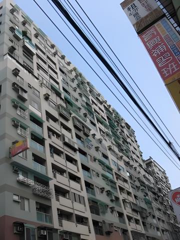 三重法拍大樓-4
