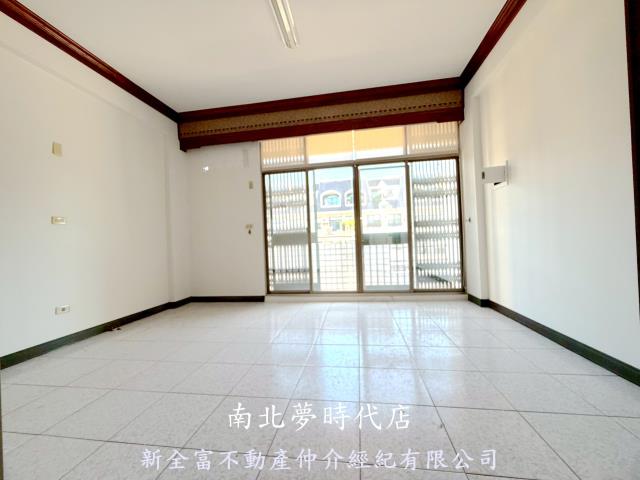 中西區透天-9