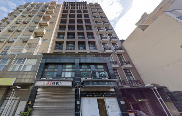 竹北市法拍屋光明九路京燕時尚行館優室法拍林小陽