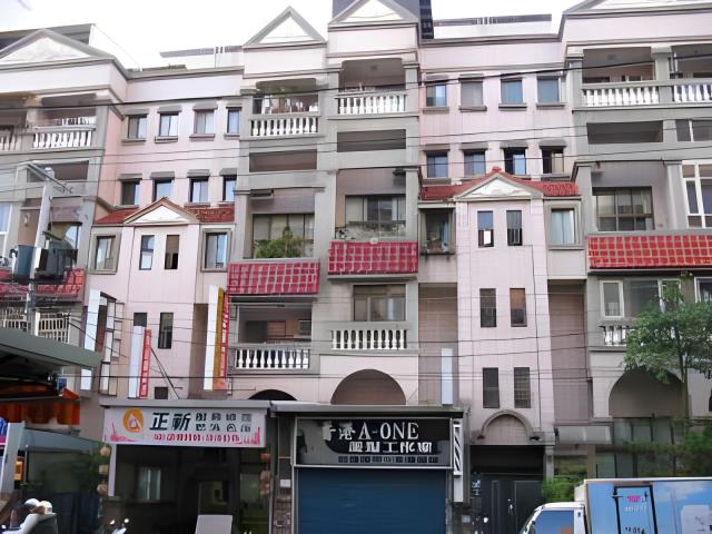 新北淡水拍賣公寓-2