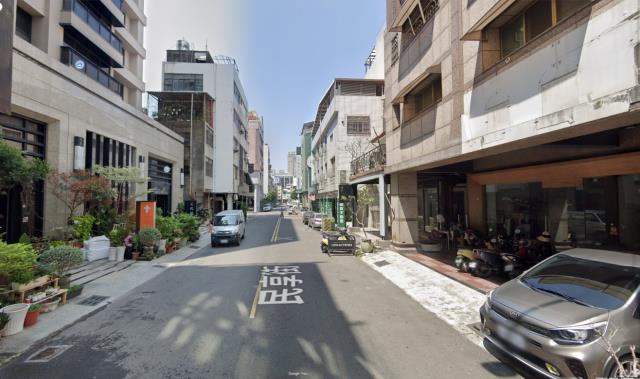 苓雅拍賣大樓_店面-3