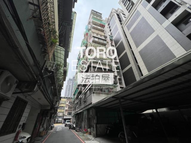 三重法拍大樓-4