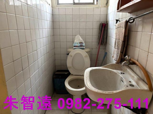台南南區透天-13