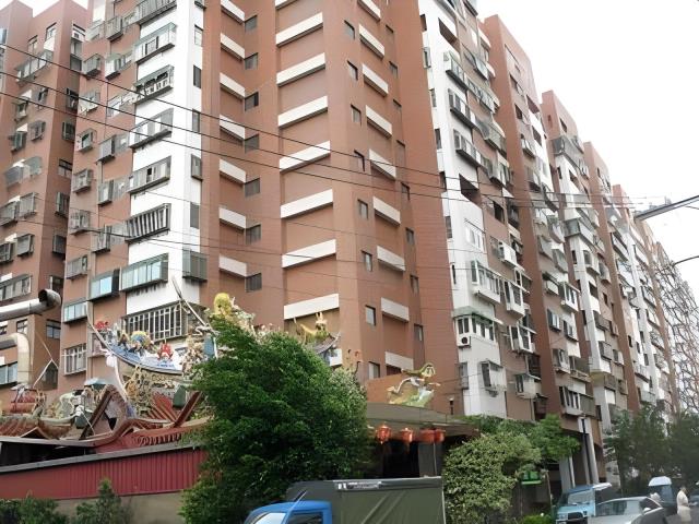 桃園拍賣大樓-1