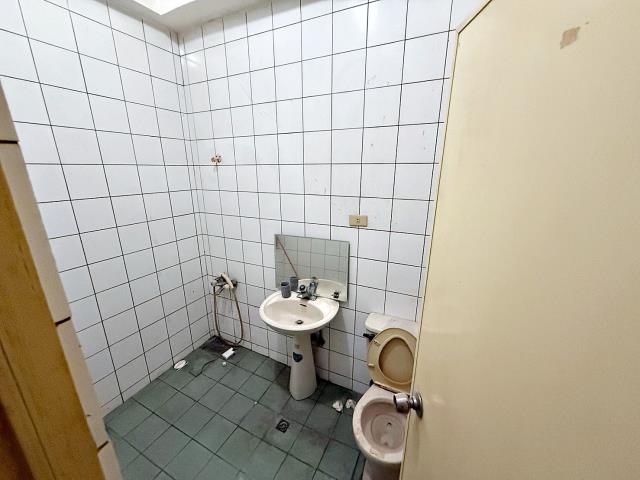 西屯華廈-7