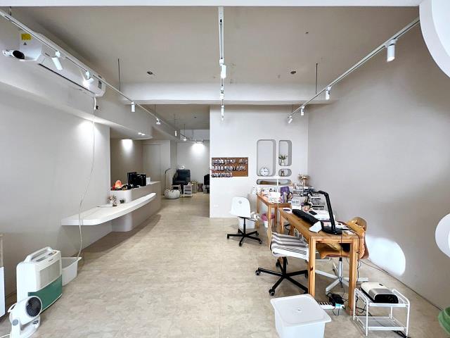 龍井區公寓龍井區店面東海藝術商圈漂亮店面