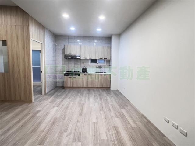 高雄華廈-1