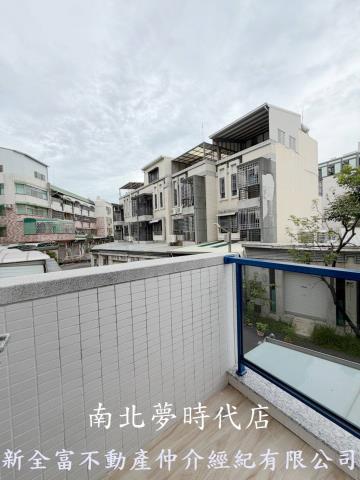 台南南區透天-11