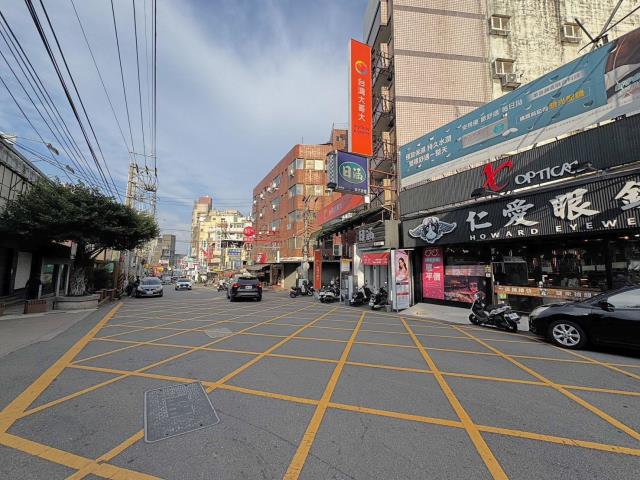 台中龍井透天-2