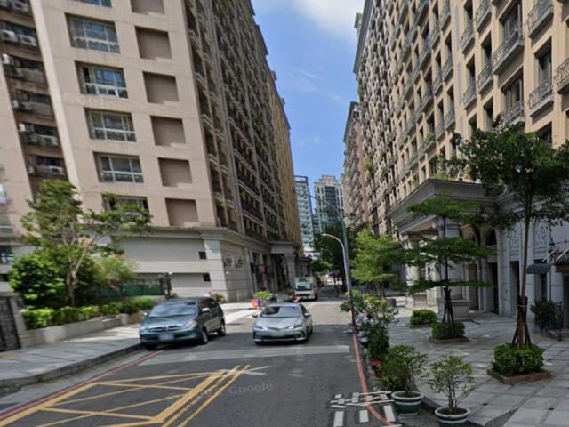 新北新莊拍賣大樓-4