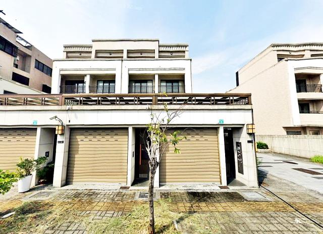 安南區館前二路別墅