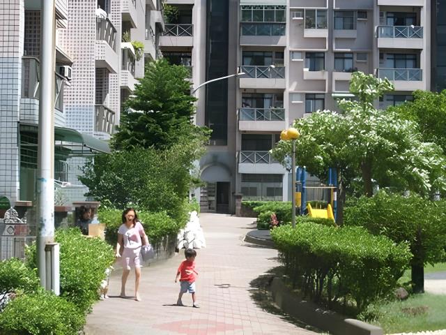 龜山法拍華廈-4