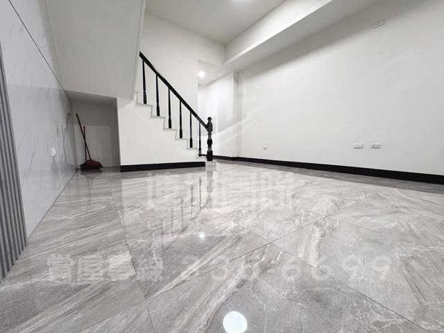 小港透天-1