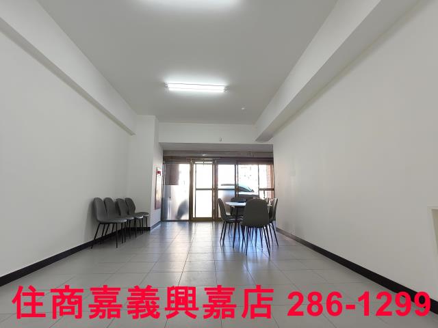 西區店面-12
