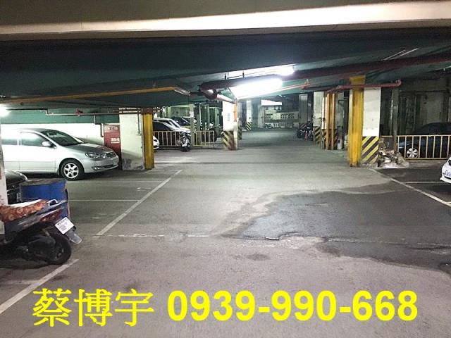 大里泉福藝術家法拍屋
