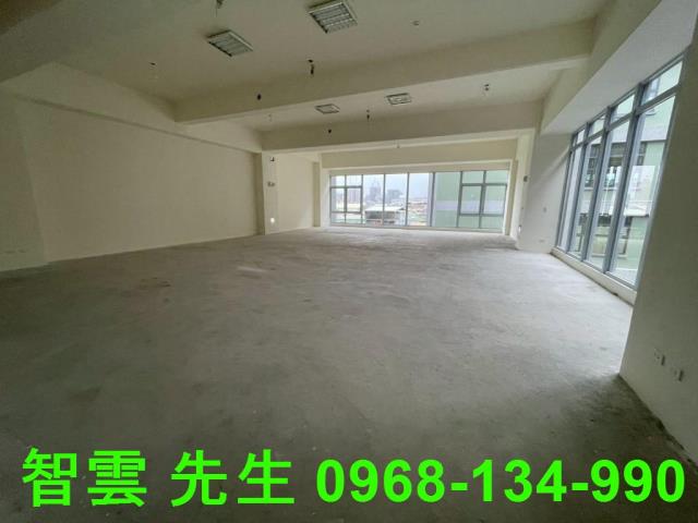 新北新莊廠房_廠辦-2