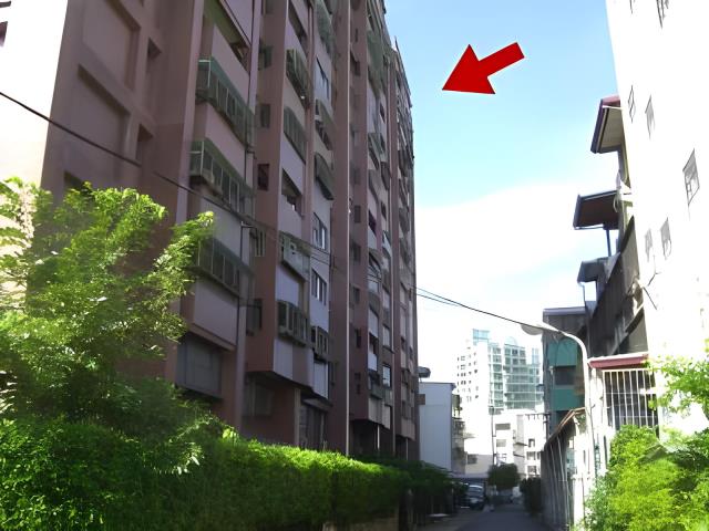三民區法拍大樓-2