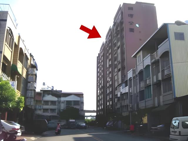 三民區法拍大樓-4