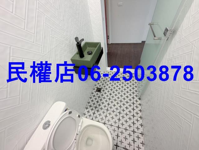 中西區透天-6