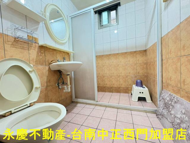 台南南區公寓-11