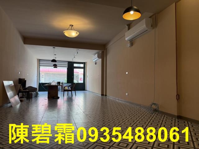 東區店面-8
