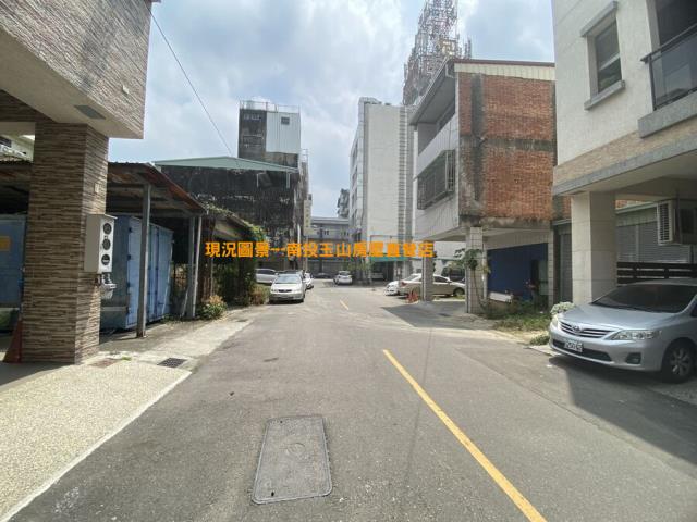 南投南投市透天-14