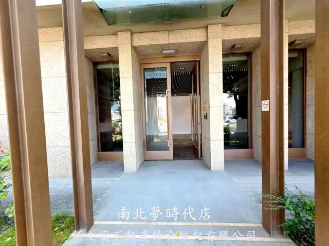 台南東區店面-7