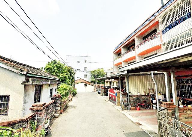 溪口鄉美南村崙尾透天