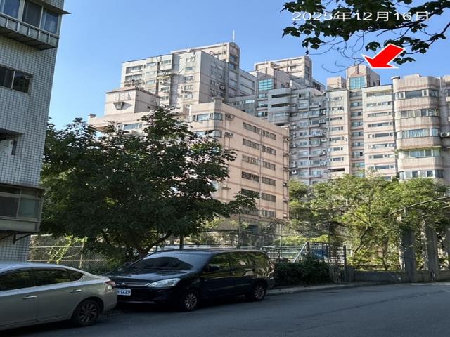 台北文山區法拍大樓-2