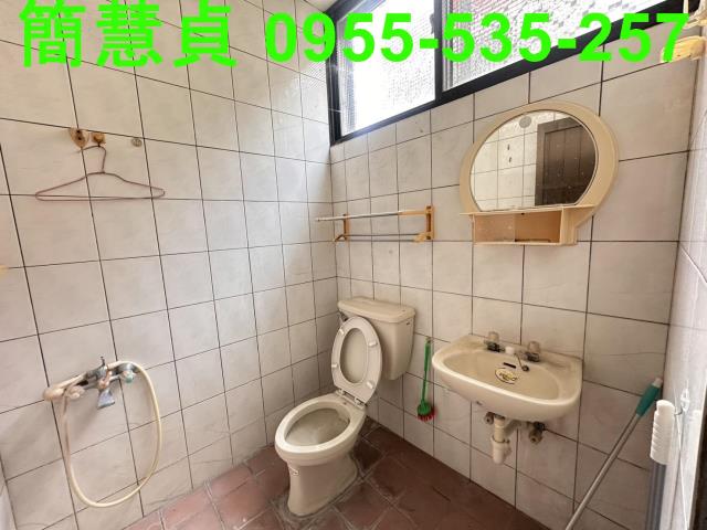南投草屯透天-8