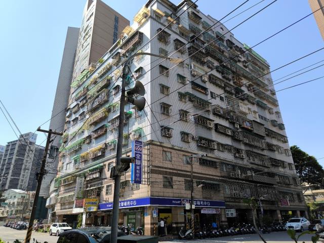 土城拍賣大樓-0