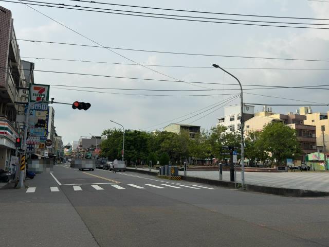 新化華廈-8