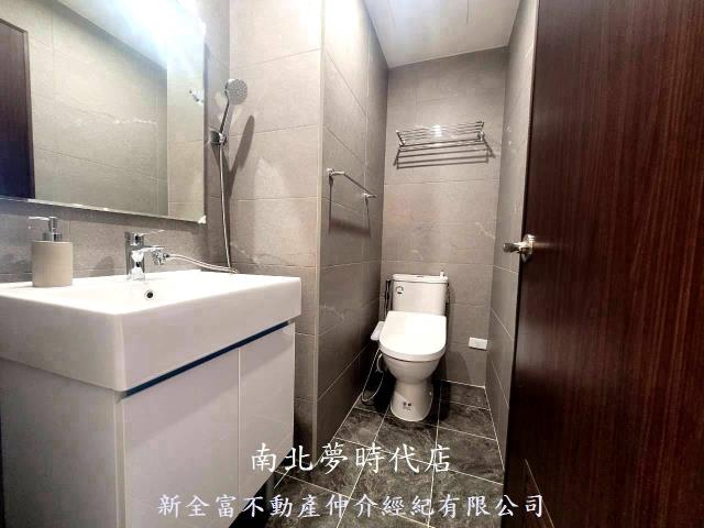 台南歸仁大樓-12