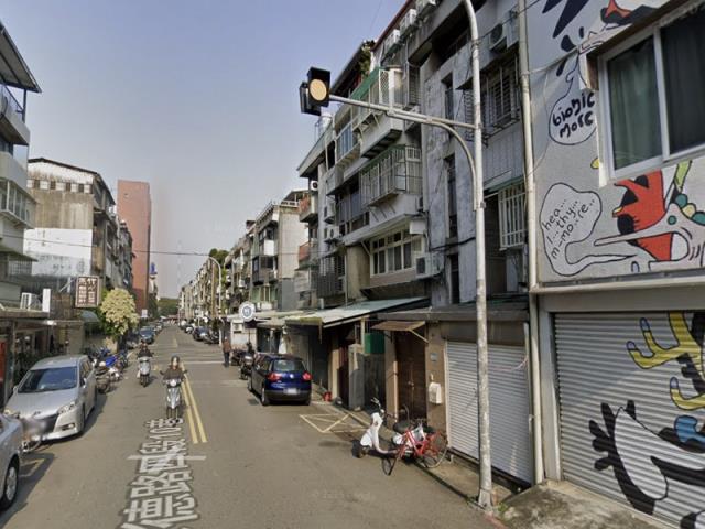 台北士林拍賣公寓-4