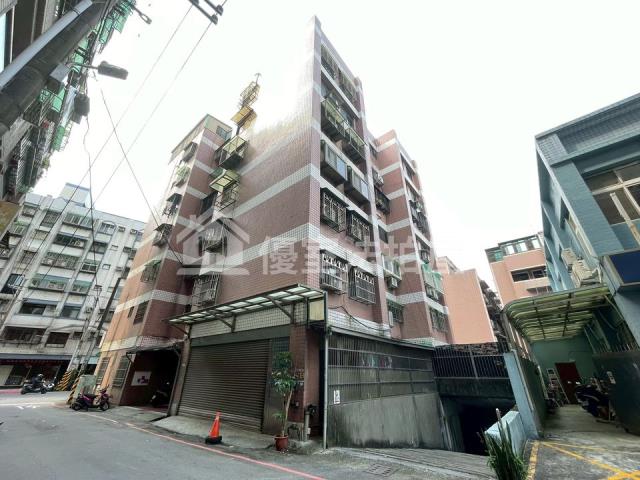 桃園華廈法拍-1