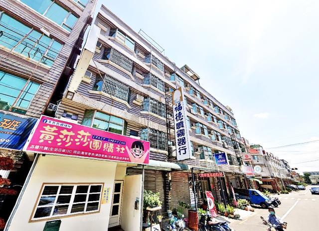 朴子大同東路朝南透店