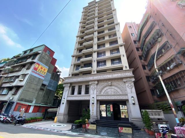 新北板橋拍賣大樓-1