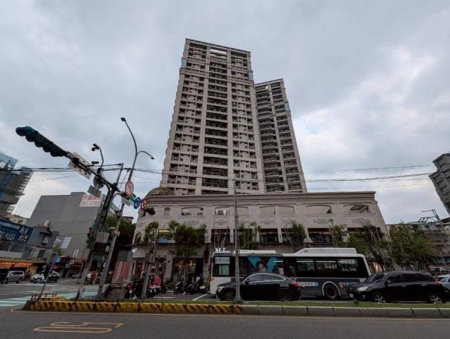 新莊拍賣大樓-1
