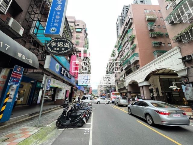新北新莊大樓法拍-7