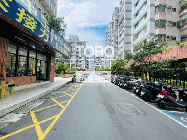 新北新店法拍大樓-8