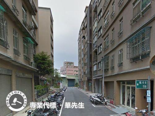 新北泰山華廈法拍-6