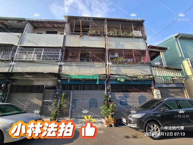 台中雙透天法拍-5