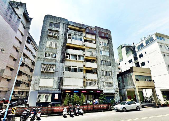 礁溪鄉德陽路一品大廈