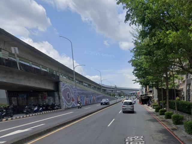 新北三重拍賣大樓-7