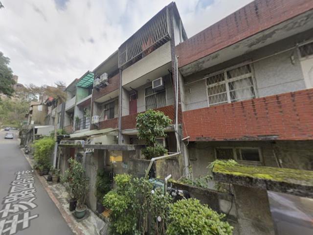 台北文山區法拍透天-2