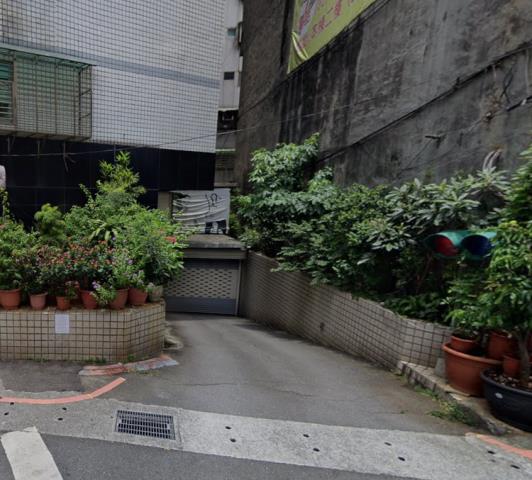 台北拍賣大樓-6