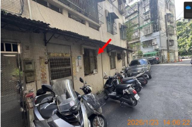 新北公寓_一樓拍賣-2