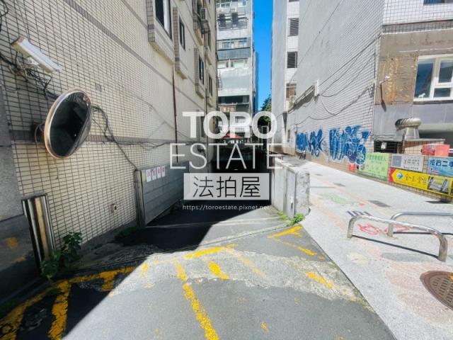 信義區法拍大樓-6