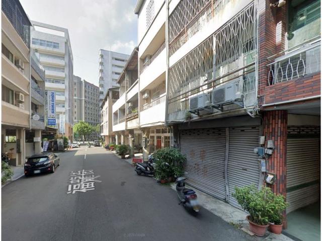 台中西區透天法拍-3
