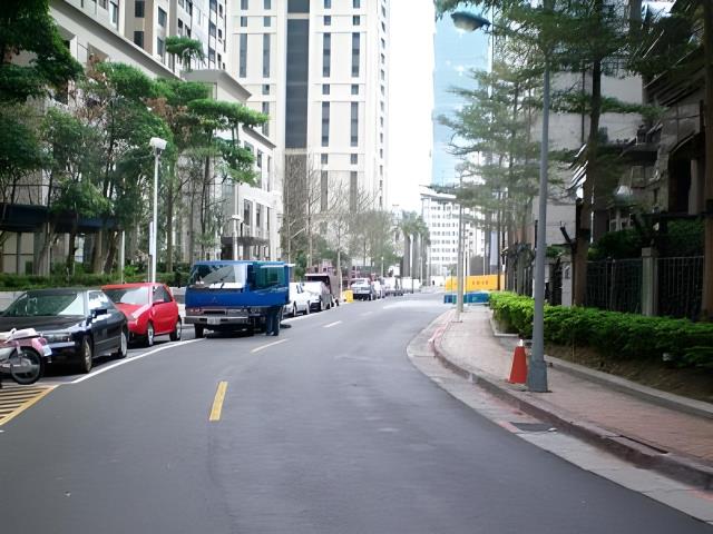 台北信義區拍賣大樓-6